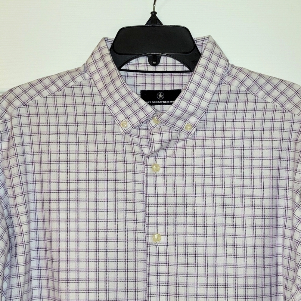 Hart Schaffner Marx Men's Button Down - Picture 2 of 6